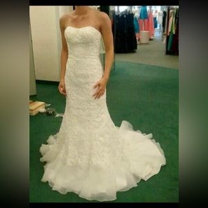 Wedding gown